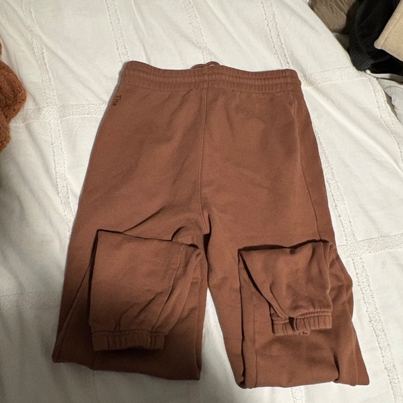 TNA Cozy Fleece Sweatpants — Boyfriend Fit — Size S - Picture 2 of 3